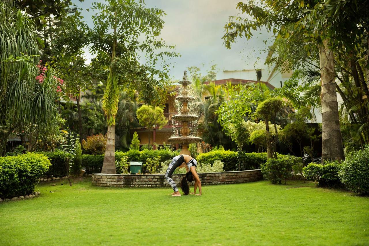 The Narayana Palace By Salvus Hotel Rishīkesh Buitenkant foto